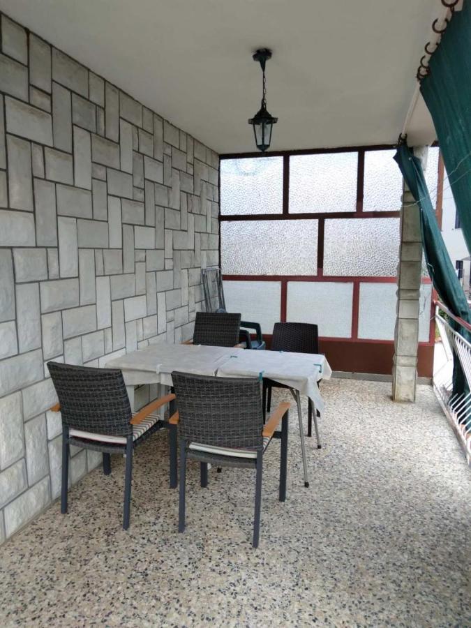 Apartment Eli - 50m From The Sea