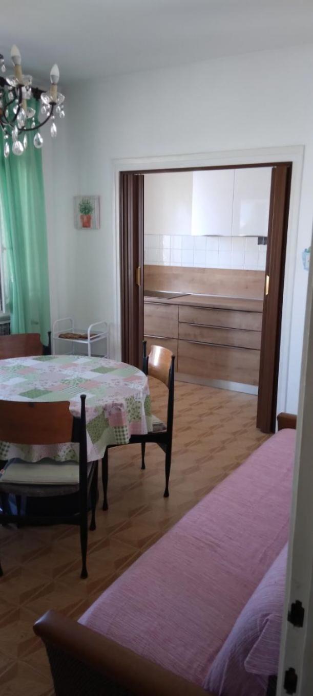 Eli - 50m From The Sea Apartment Umag